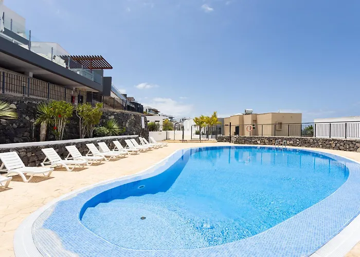 Hébergement de vacances Casa Uamisun With Seaview & Pool