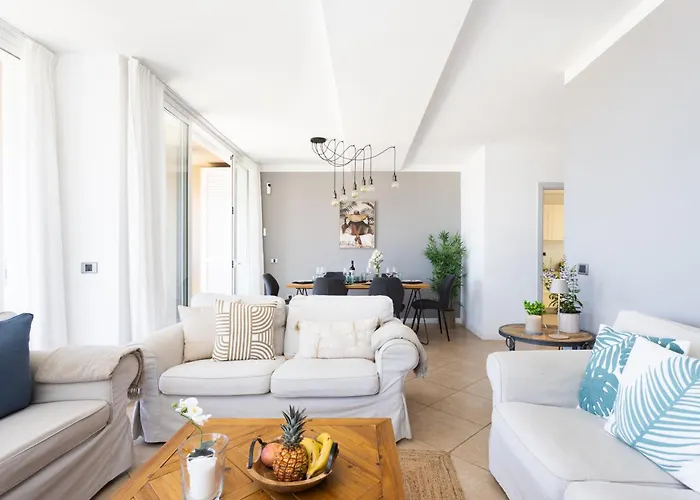 Hébergement de vacances Casa Uamisun With Seaview & Pool