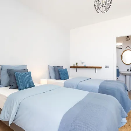 Casa Uamisun With Seaview & Pool Semesterbostad