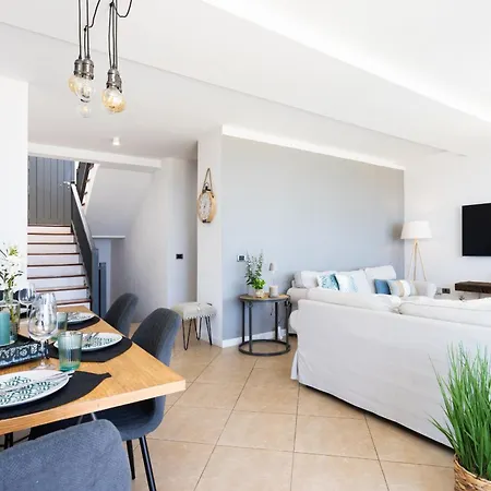 Semesterbostad Casa Uamisun With Seaview & Pool